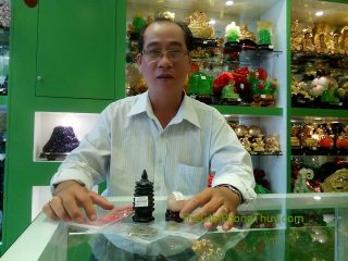 Chú AN - khách hàng mua ve ngọc phỉ thúy FS5147 và Tiền mai hoa FCC1139