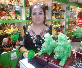 Chị Thanh - khách hàng mua Tỳ Hưu xanh FH120G và bắp cải nhỏ FH199G