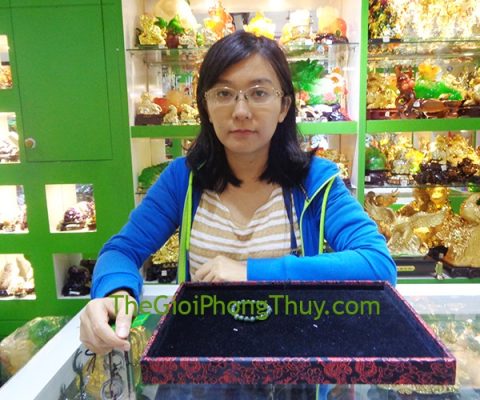 Chị Thư - Khách Hàng mua Chuỗi Phỉ Thúy xanh đậm A+ 8 li 23 hạt FS6398