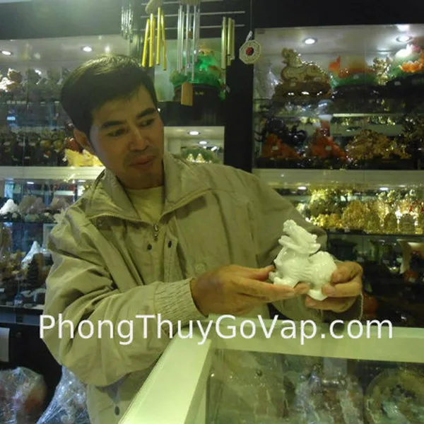 Anh Họa - khách hàng mua tỳ hưu bắc kinh BKT-S