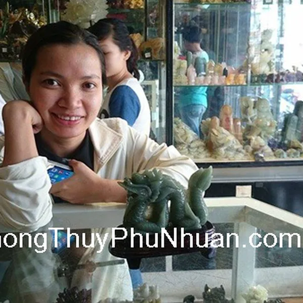 Chị Nga - khách hàng mua Rồng đông linh M086