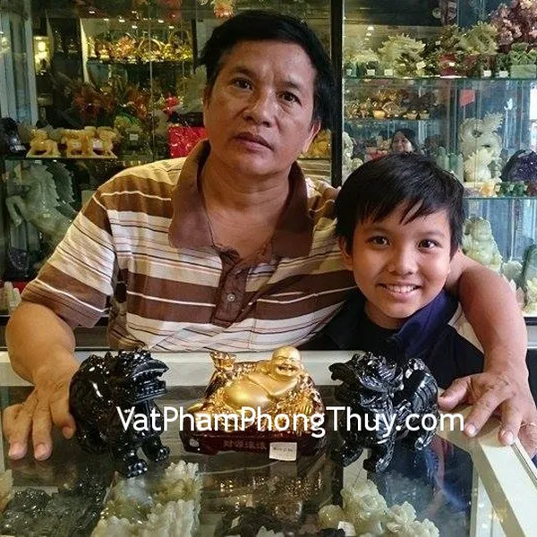 Cô Tuyết - Khách mua Tỳ hưu bắc kinh đen trung BKD-M và Phật di lạc mạ vàng E322