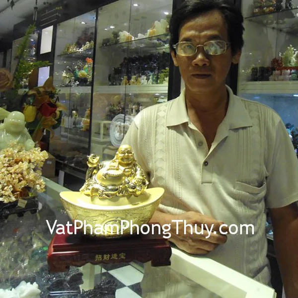 Anh Tiền - Khách hàng mua Phật Di Lặc chiêu tài E311