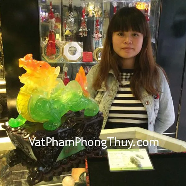 Chị Trang- khách hàng mua tỳ hưu phỉ thúy S2001-S2-9340, tỳ hưu xanh trung H106G