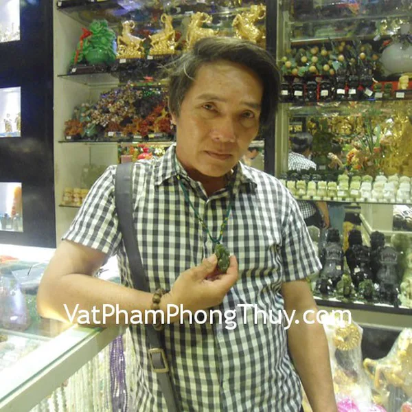 Anh Hà - khách hàng mua mặt tỳ hưu phỉ thúy S5151-4197