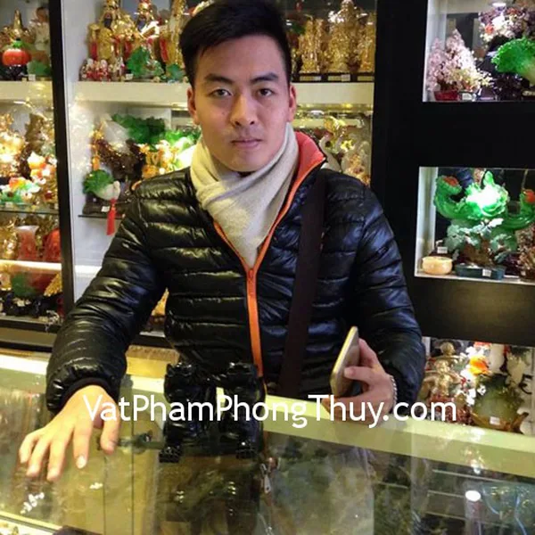 Anh Mạnh - khách hàng mua tỳ hưu đá hắc ngà DT157
