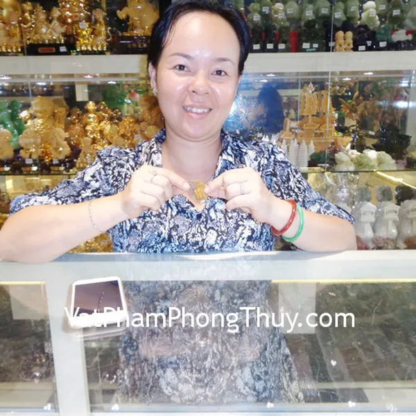 Chị Phương - khách hàng mua Nhện ngọc Hoàng long tam thể S769
