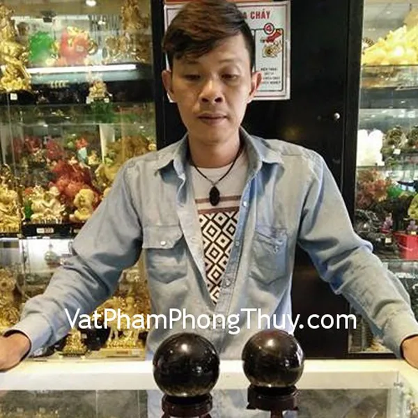 Anh Hải- Khách hàng đã mua Quả cầu thạch anh đen