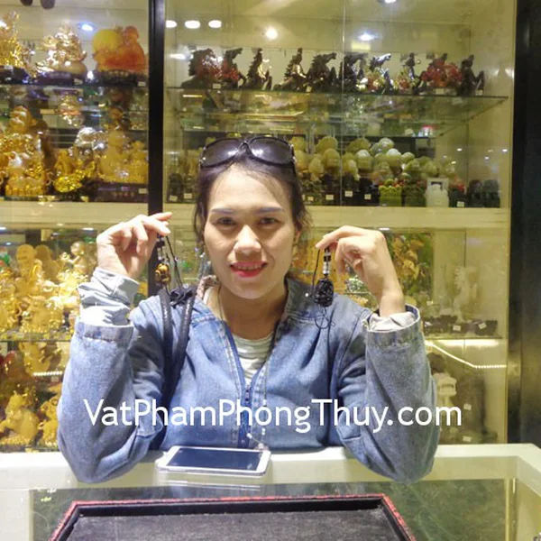 Chị Truyền - khách hàng mua Mặt tam hợp Thân-Tỳ-Thìn đá Hắc ngà S2023, Hồ ly đá mắt mèo S441