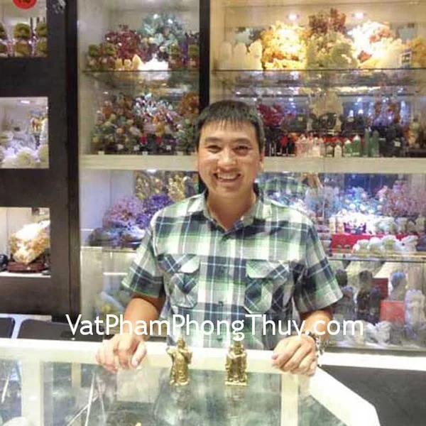 Anh Bình - khách hàng mua Khổng minh đồng D142, Quan công đồng D135