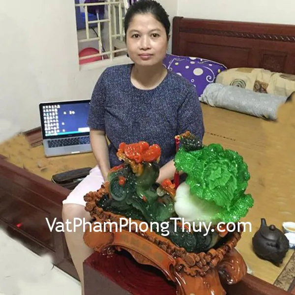 Chị Mai Anh - khách hàng mua tỳ hưu kéo bắp cải K112M