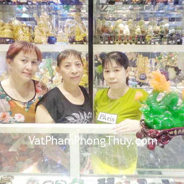 Chị Dung - khách hàng mua Rồng xanh cuộn mình trên bụi sen - Tứ quý hưng long K160M