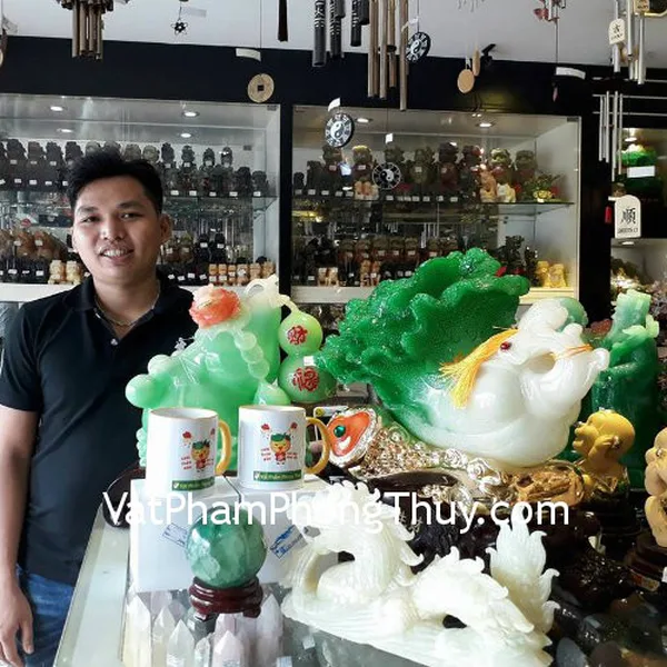 Anh Triều - khách hàng mua rồng cẩm thạch N076, quả cầu đá dạ quang M186-S5-3836, tượng bắp cải K180M, tượng hồ lô E221