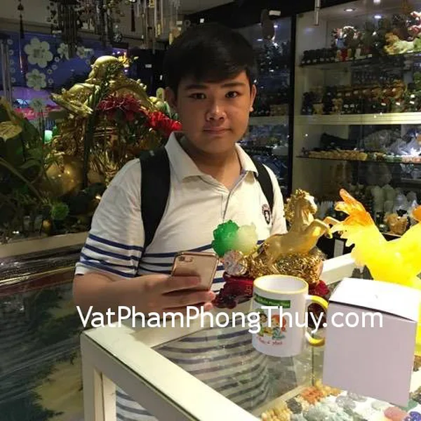 Anh Lâm - khách hàng mua tượng ngựa G105A, tượng gà G062A