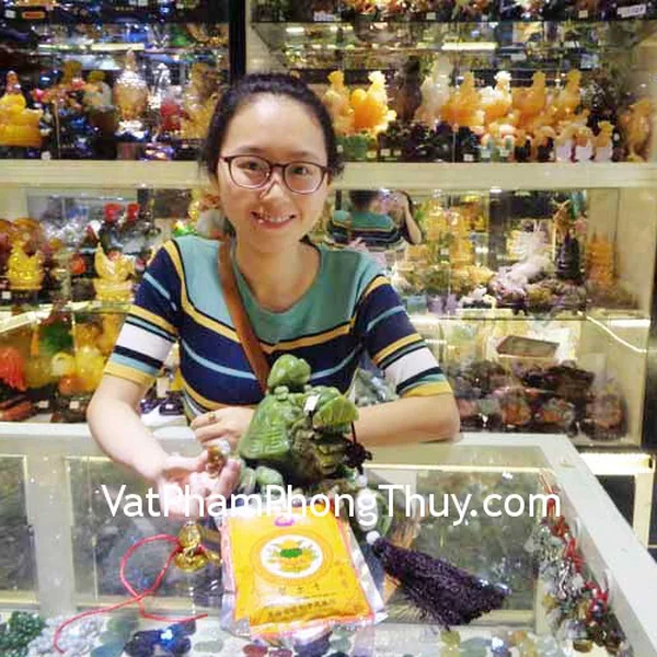 Chị Trâm - khách hàng mua Rùa đầu rồng lam ngọc cõng con lớn GM028, Bột tẩy uế BTU, Hồ lô trơn nhỏ D206, Ngọc bội Quan âm Phỉ thúy S5130, Tỳ hưu ngọc Phỉ thúy S5151-S4-4286
