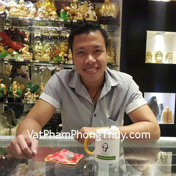 Anh Huy - khách hàng mua mặt tỳ hưu phỉ thúy S2005-8819, mặt phật bản mệnh tuổi Tý S6340-1 và hồ lô pha lê S949