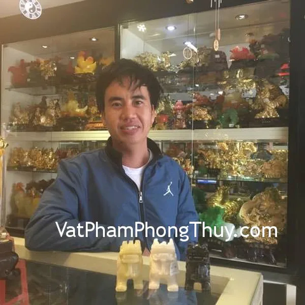 Anh Hiệu - khách hàng mua Tỳ Hưu bắc kinh đen chuẩn BKD-S, Tỳ Hưu bắc kinh trắng chuẩn BKT-S, Tỳ Hưu bắc kinh xanh chuẩn BKX-S, mặt Tỳ Hưu thạch anh tím vảy rồng S763