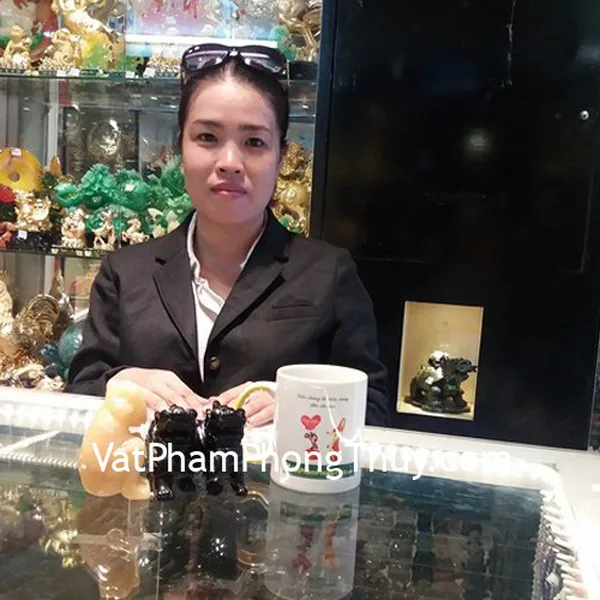 Chị Hải - Khách hàng mua Tỳ hưu hắc ngà nhỏ GM009 và Tượng khỉ Hoàng Long M116