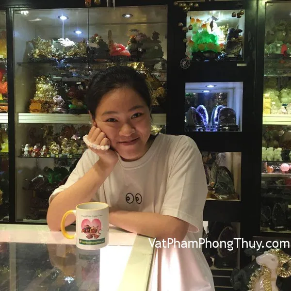 Chị Phương - khách hàng mua chuỗi đá mặt trăng A+ S6358-S5-3528