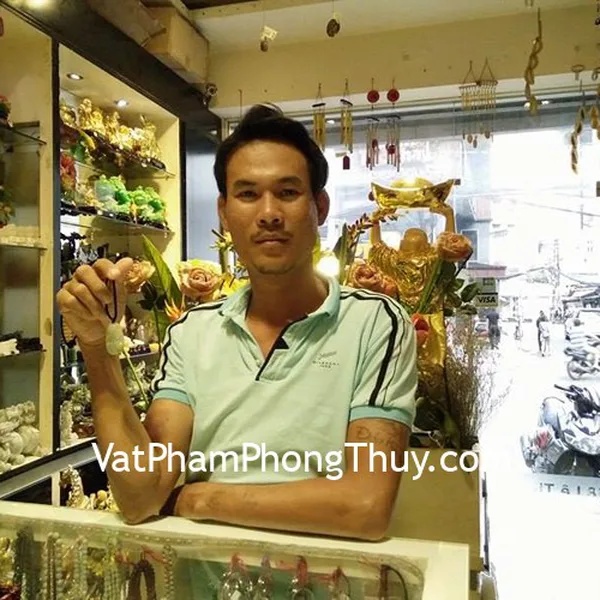 Anh Hùng - khách hàng mua mặt phật bản mệnh ngọc phỉ thúy tuổi Sửu S6507-2 và Thìn S6507-4