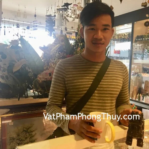 Anh Việt - khách hàng mua tỳ hưu bắc kinh đen trung BKD-M