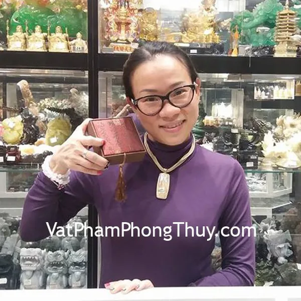 Chị Thủy-khách hàng mua chuỗi mắt mèo Phúc Lộc Thọ 16 li S6428 và mặt tỳ hưu mắt mèo vảy rồng S931