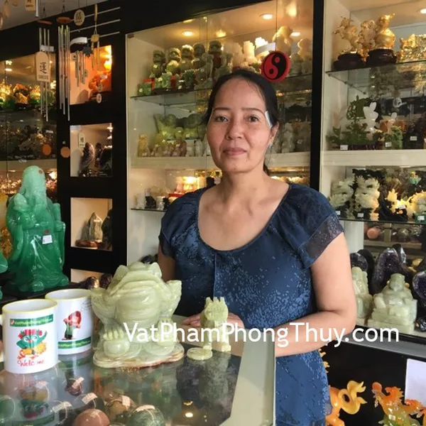 Chị Hằng - khách hàng mua gà đẻ trứng vàng hợp kim Y280, thiềm thừ cẩm thạch khủng CTT-L, tỳ hưu bắc kinh xanh chuẩn BKX-S