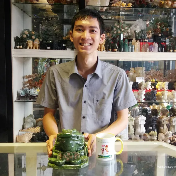 Anh Hạnh - khách hàng mua Thiềm thừ lam ngọc chiêu tài GM027