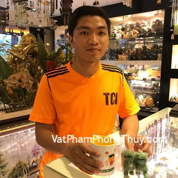 Anh Phú - khách hàng mua Tỳ hưu ngọc đông linh M130, và mai hoa 5 cánh liền CC1139