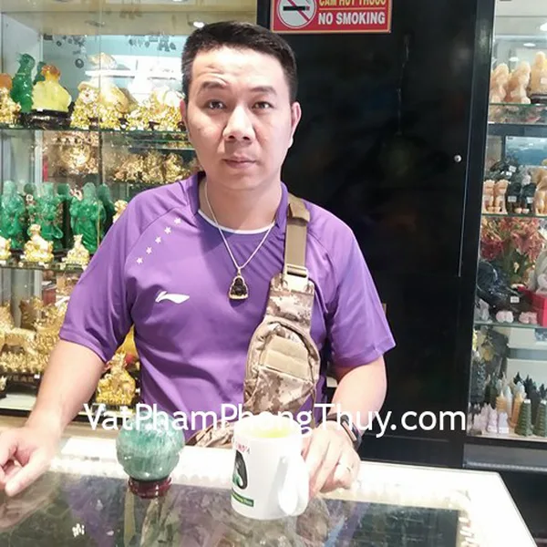 Anh Đăng - Khách hàng mua Quả cầu đá Dạ Quang Xanh M186