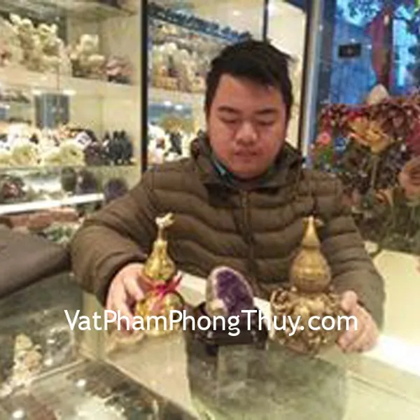 Anh Thái - khách hàng mua hồ lô bát tiên, hồ lô trơn và bông thạch anh tím