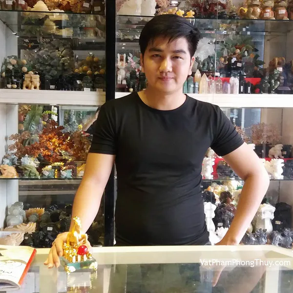 Anh Ninh - khách hàng mua Ngựa vàng