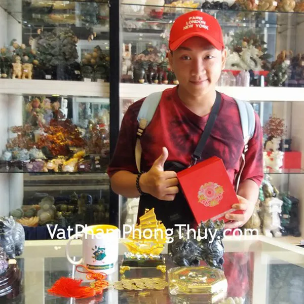 Anh Tùng - khách hàng mua Tỳ hưu Bắc Kinh đen BKD-M, Thuyền buồm vàng C190A, Tiền hoa mai liền CC1139, Xâu tiền hoa mai 8xu CC1130