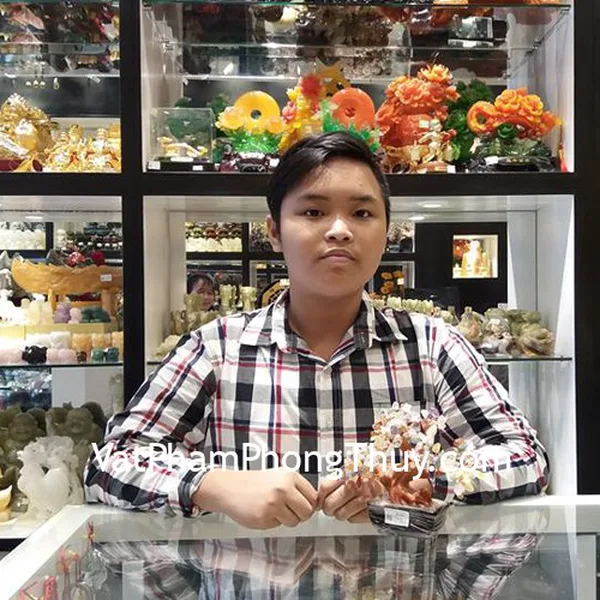Em Thịnh - khách hàng mua mặt phật bản mệnh ngọc phỉ thúy tuổi Dậu S6640-7 và cây tài lộc ngũ hành nhỏ KC089