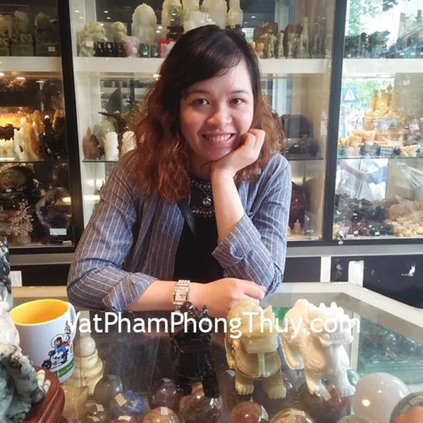 Chị Hiền - khách hàng mua bộ tỳ hưu Băc Kinh trung