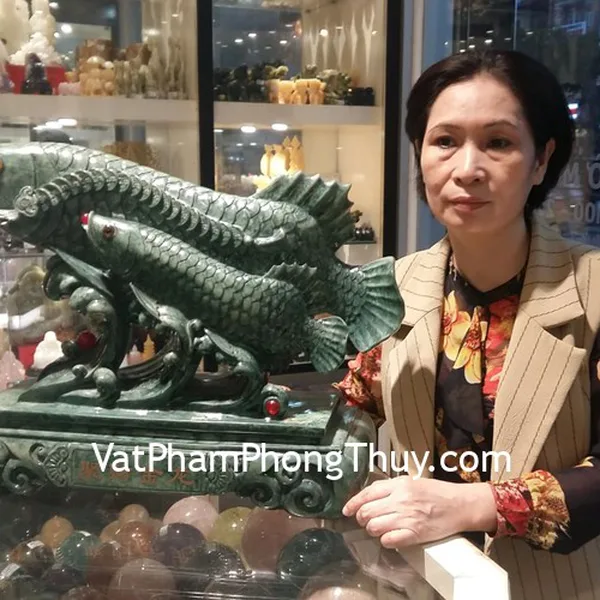 Chị Hoa - khách hàng mua tượng cá kim long K090M