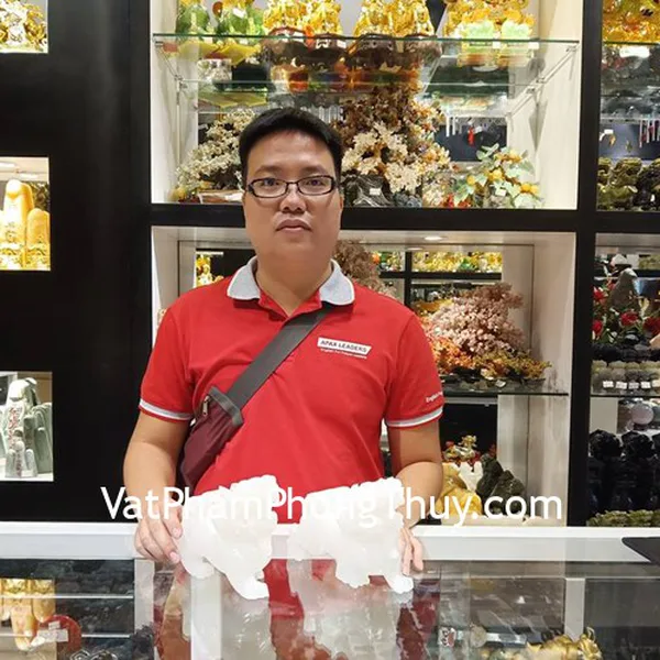 Anh Đức - khách hàng mua cặp tỳ hưu bạch ngọc nguyên bảo lớn H001
