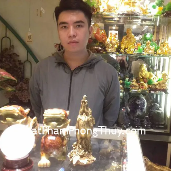 Anh CƯờng - Khách hàng mua Tỳ hưu Tiêu Ngọc xanh HM023, Quả cầu thạch anh trắng(960g),Gà đồng trên đống tiền lớn D236
