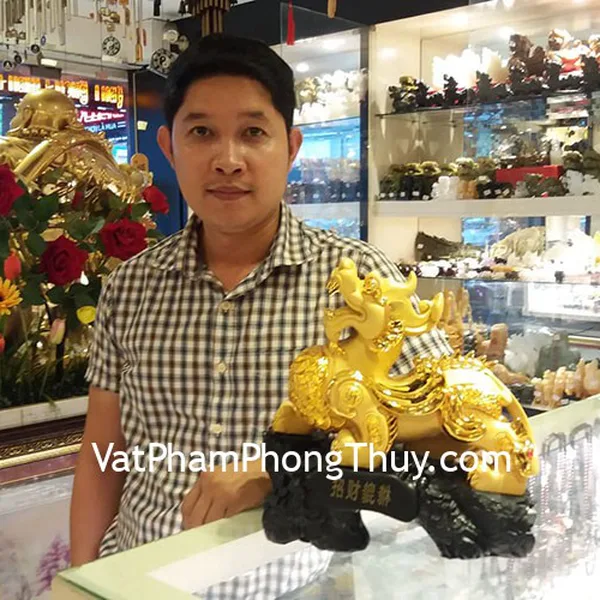 Anh Tuấn - khách hàng mua tỳ hưu kim sa vảy đồng tiền C045A