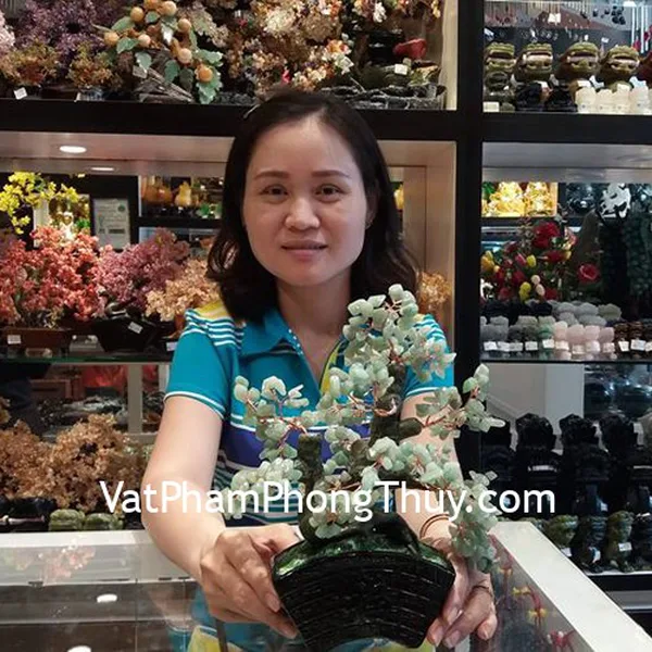 Chị Hạnh - khách hàng mua cây tài lộc đông linh xanh KC119