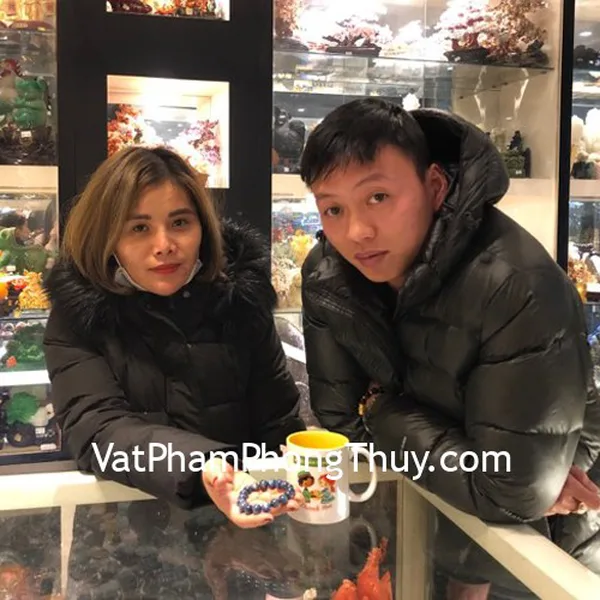 Chị Dương - khách hàng mua vòng tay thạch anh xanh đậm S6667