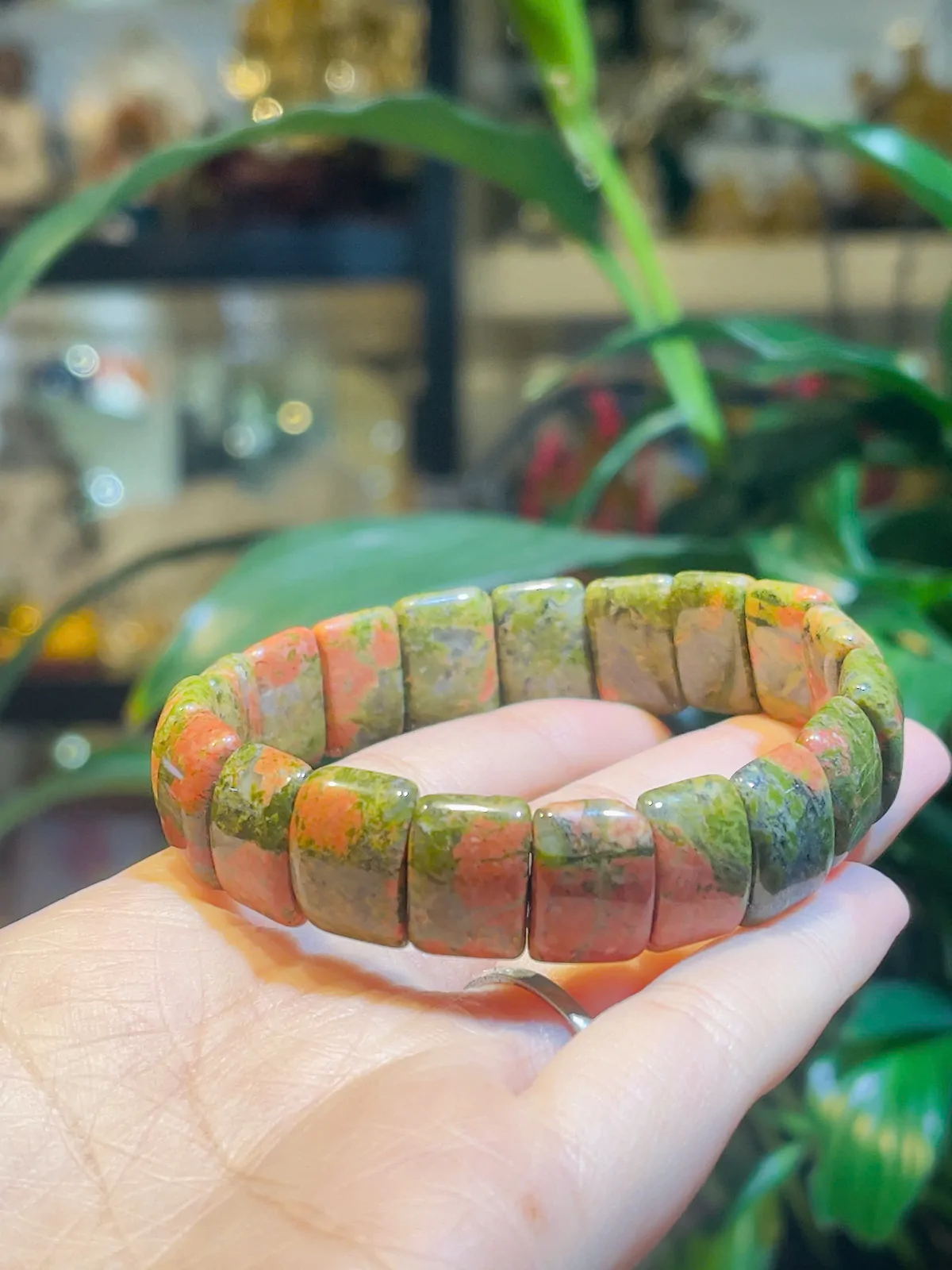 Chuỗi đá Hoa Lý (Tam thể) hạt dẹp S6308