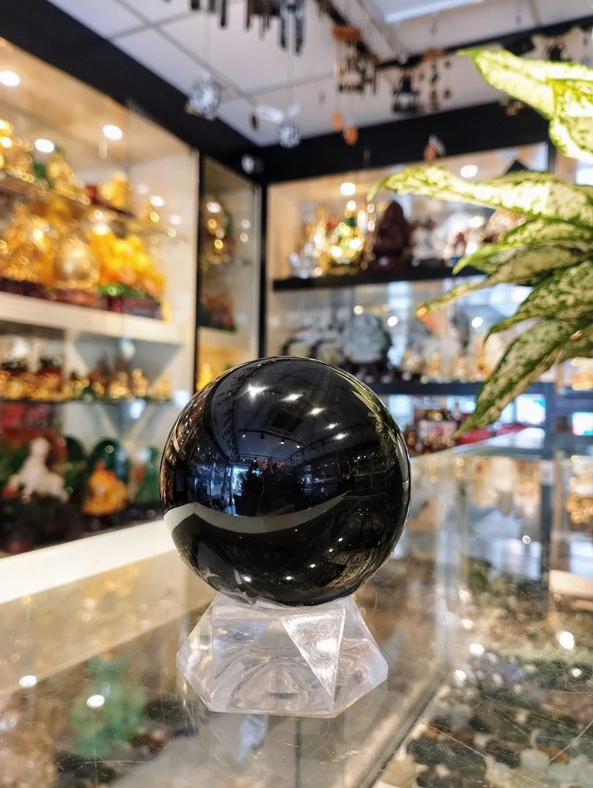 Quả cầu đá hắc ngà (thạch anh đen) M187-S5-1641