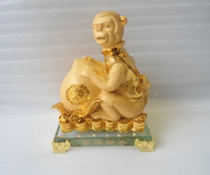 Khỉ thần tài sa kim ôm đào đế thủy tinh - kim hầu hiến thọ K071M