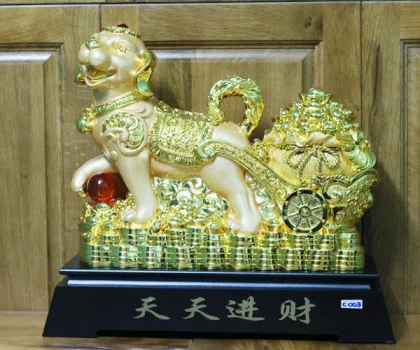 Chó vàng kéo xe vàng lớn - Thiên thiên tiến tài FC003A
