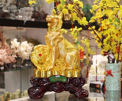 Chó săn vàng bên như ý - Vượng tài như ý C006A