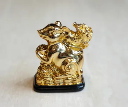 Chuột vàng dán xe cõng bắp cải FTM029