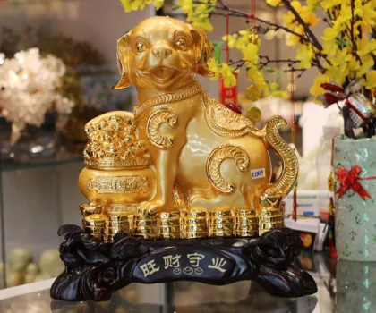 Chó vàng ôm hủ vàng - Vượng tài thủ nghiệp C007A