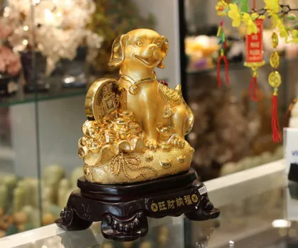 Chó vàng kéo bao tải vàng - Vượng tài nạp phước C019A