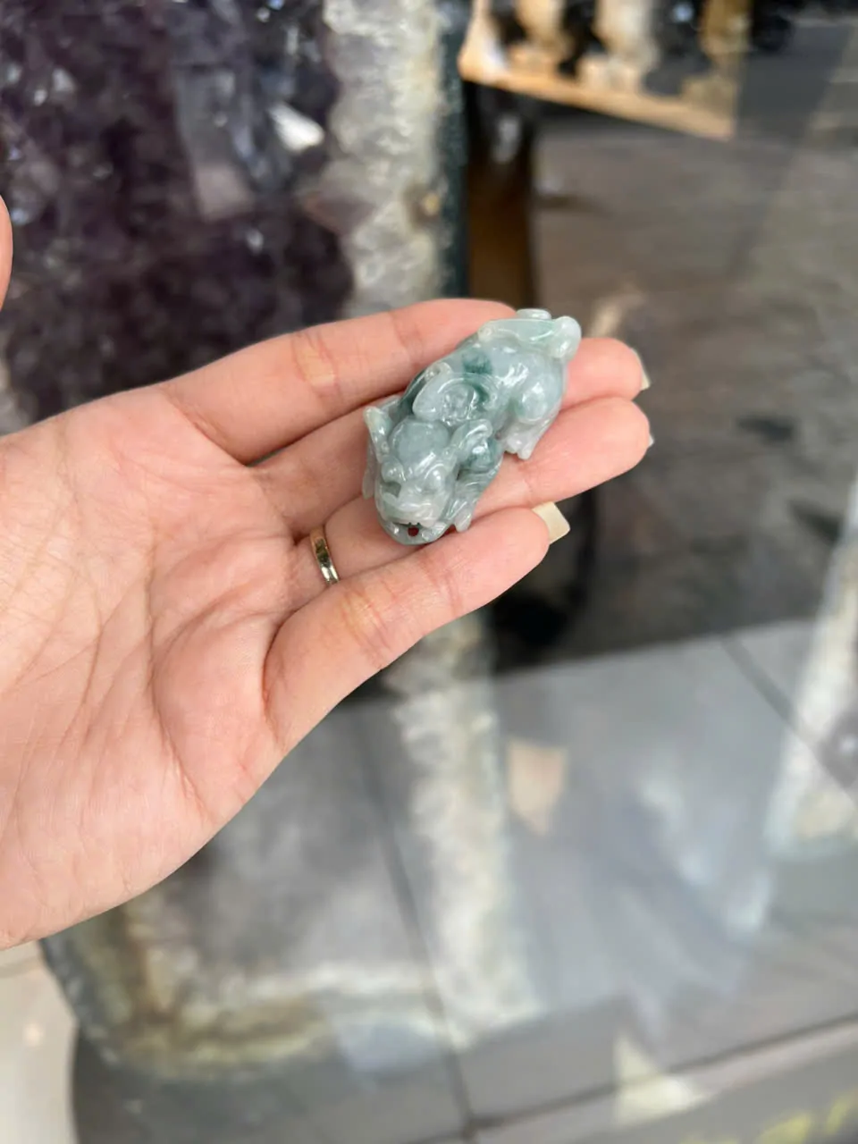 Tỳ hưu ngọc phỉ thúy xanh đậm vân mây A+++++ (GCN 17615 - 27.05 gr) S6897-S4-5897